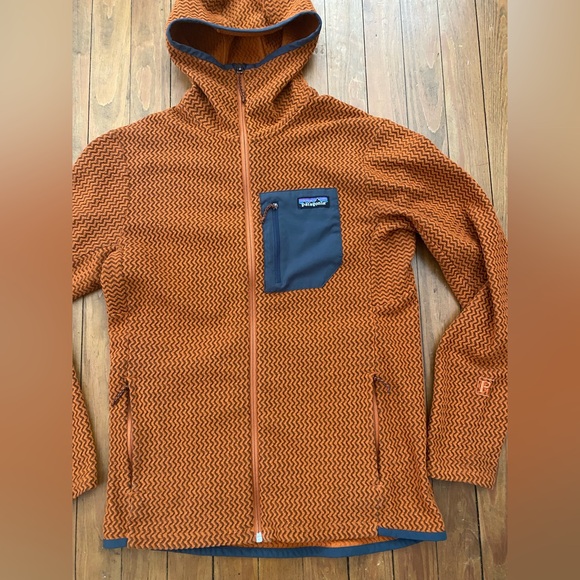 Patagonia Mens R1 Air Hoody Small Burnished Red Full Zip Fleece Jacket - Picture 2 of 5
